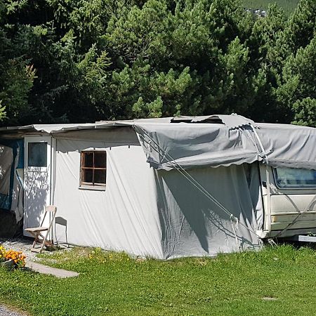 Camping Schonblick Im Saas-Tal Hotel Bagian luar foto