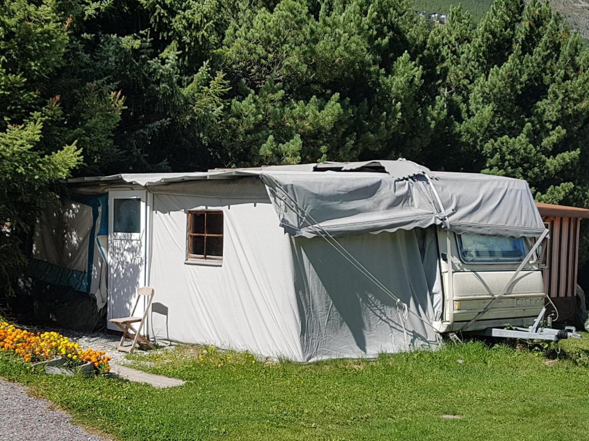 Camping Schonblick Im Saas-Tal Hotel Bagian luar foto